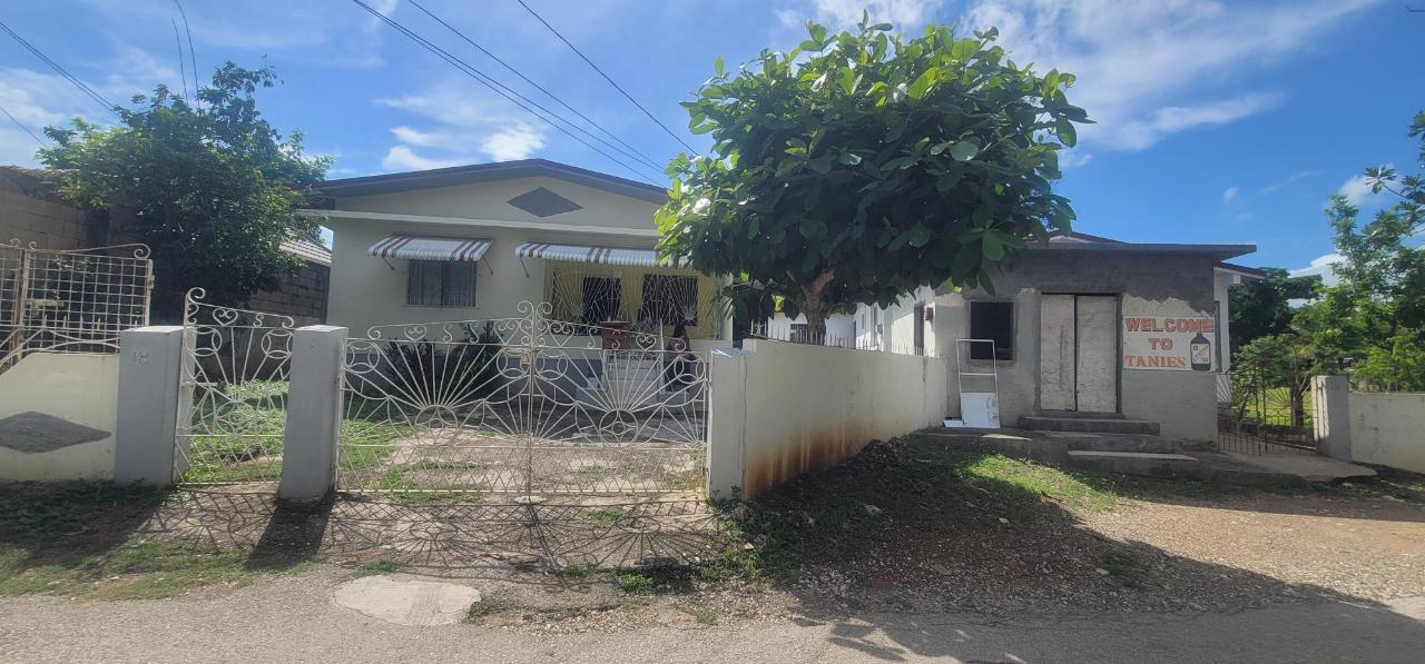 House for Sale   May Pen