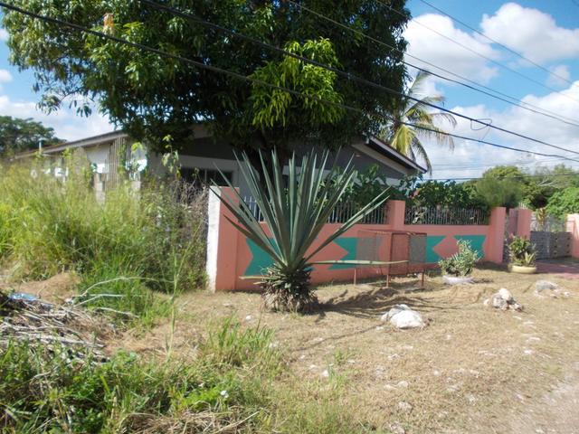 House for Private May Pen