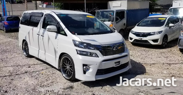 Toyota Vellfire 2,5L 2013