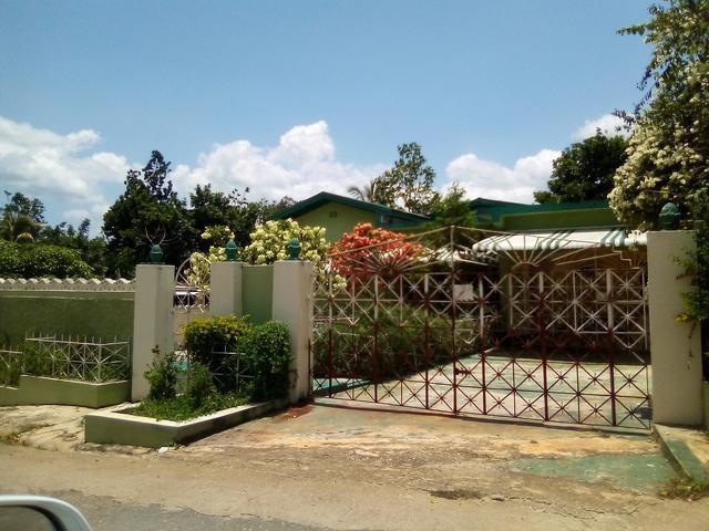 House for Private   Bog Walk