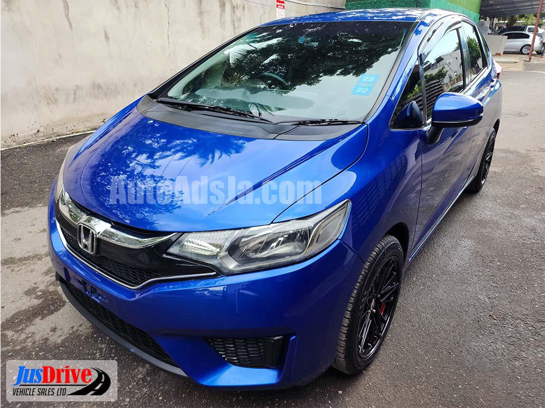 2016 Honda FIT