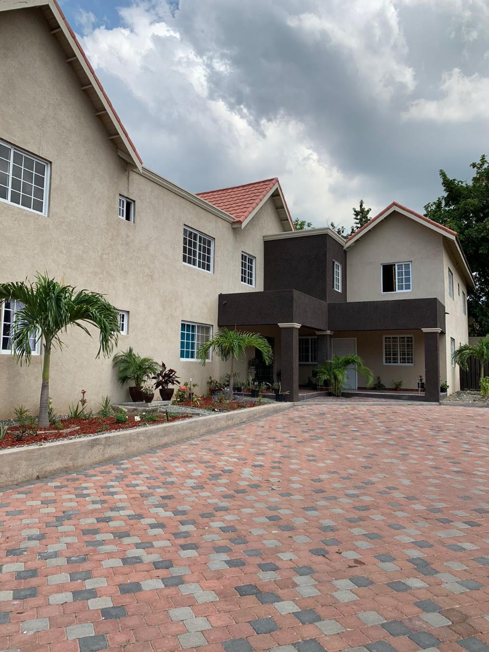 Apartment for Sale   Kingston 8