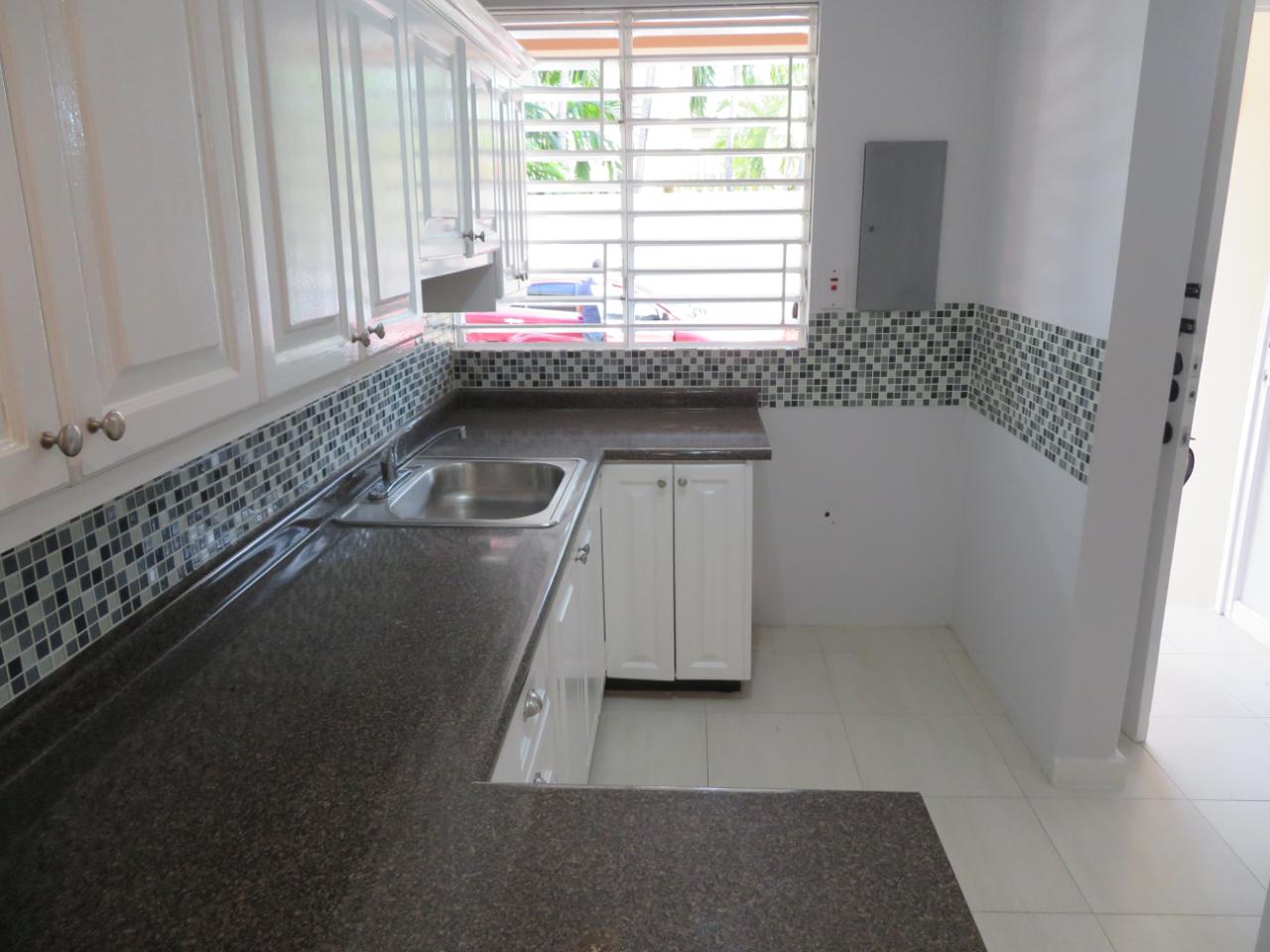 Townhouse for Rent   Kingston 8