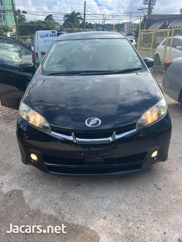 Toyota Wish 1,8L 2012