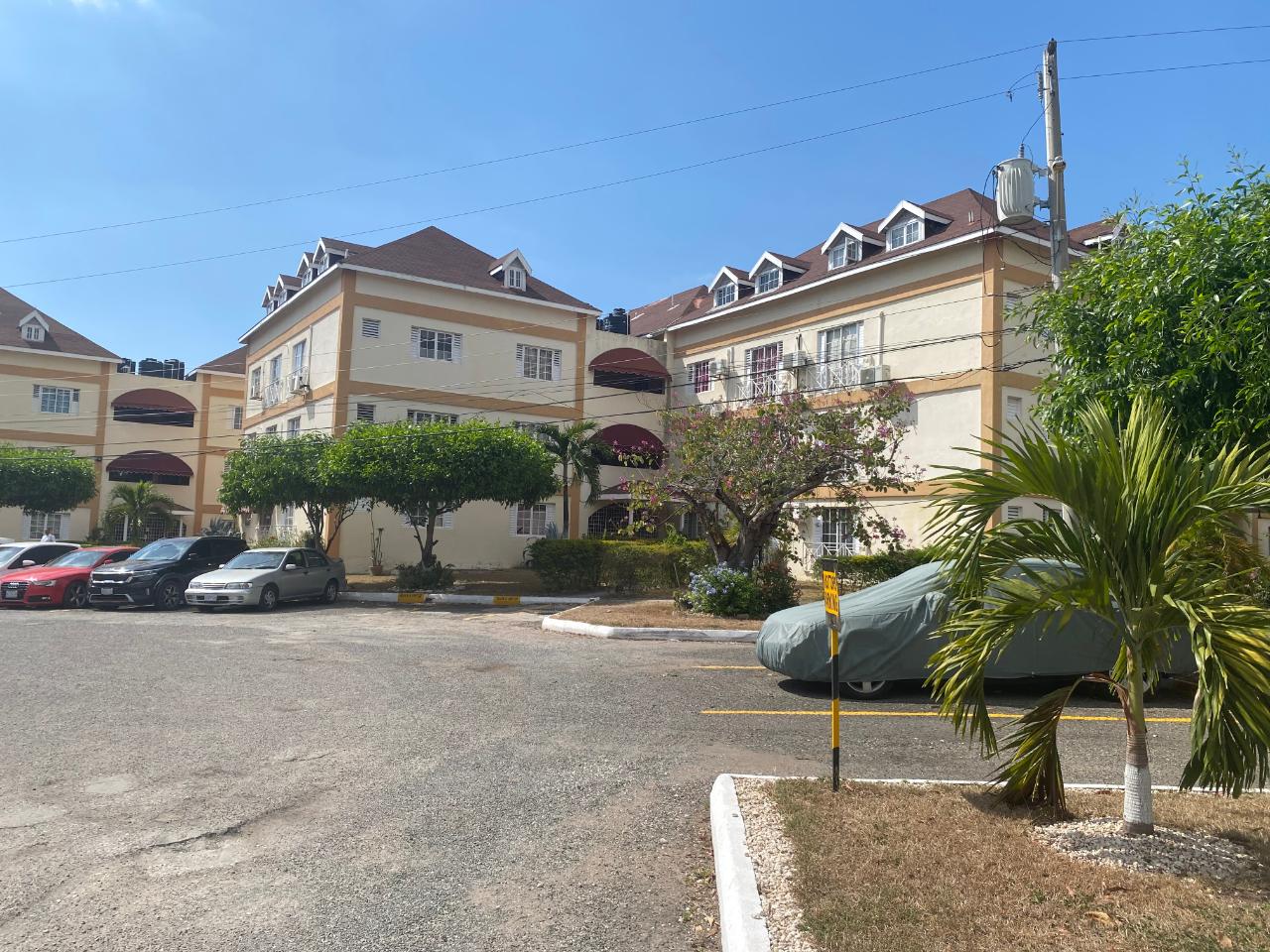 Apartment for Sale   Kingston 8