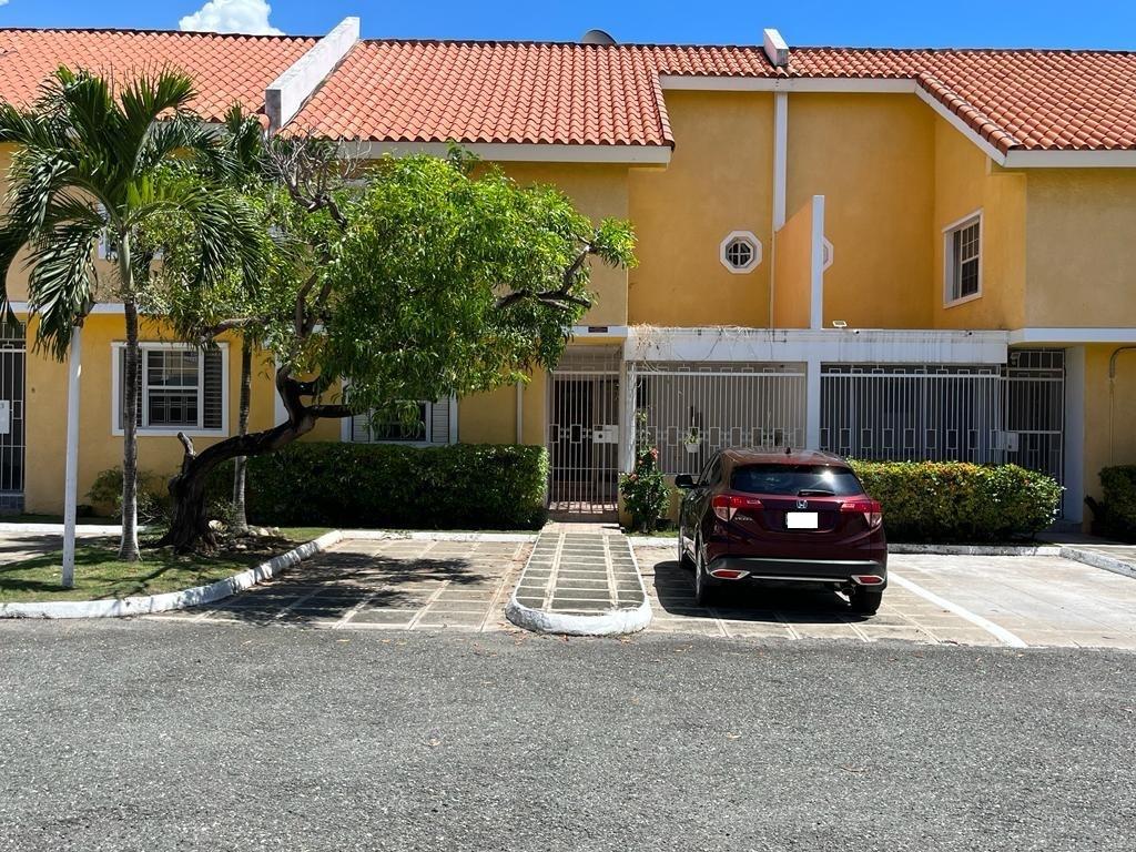 Townhouse for Sale   Kingston 6