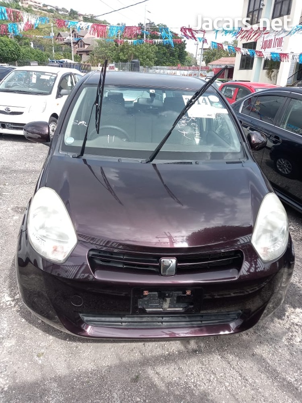 Toyota Passo 1,0L 2014