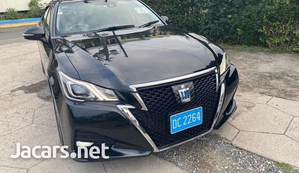 Toyota Crown 2,5L 2017