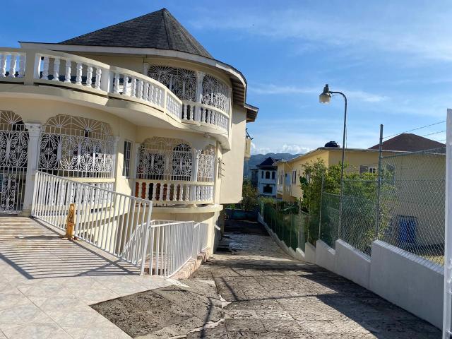 House for Sale   Montego Bay
