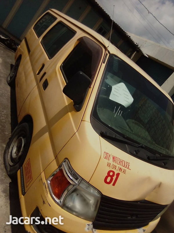 Nissan Caravan 2,0L 2012