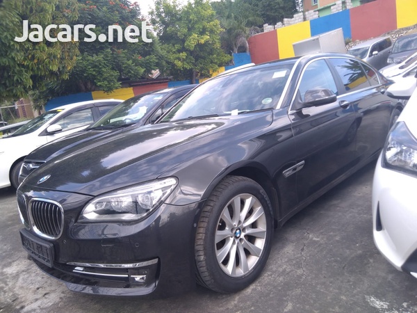 BMW 7-Series 3,0L 2014