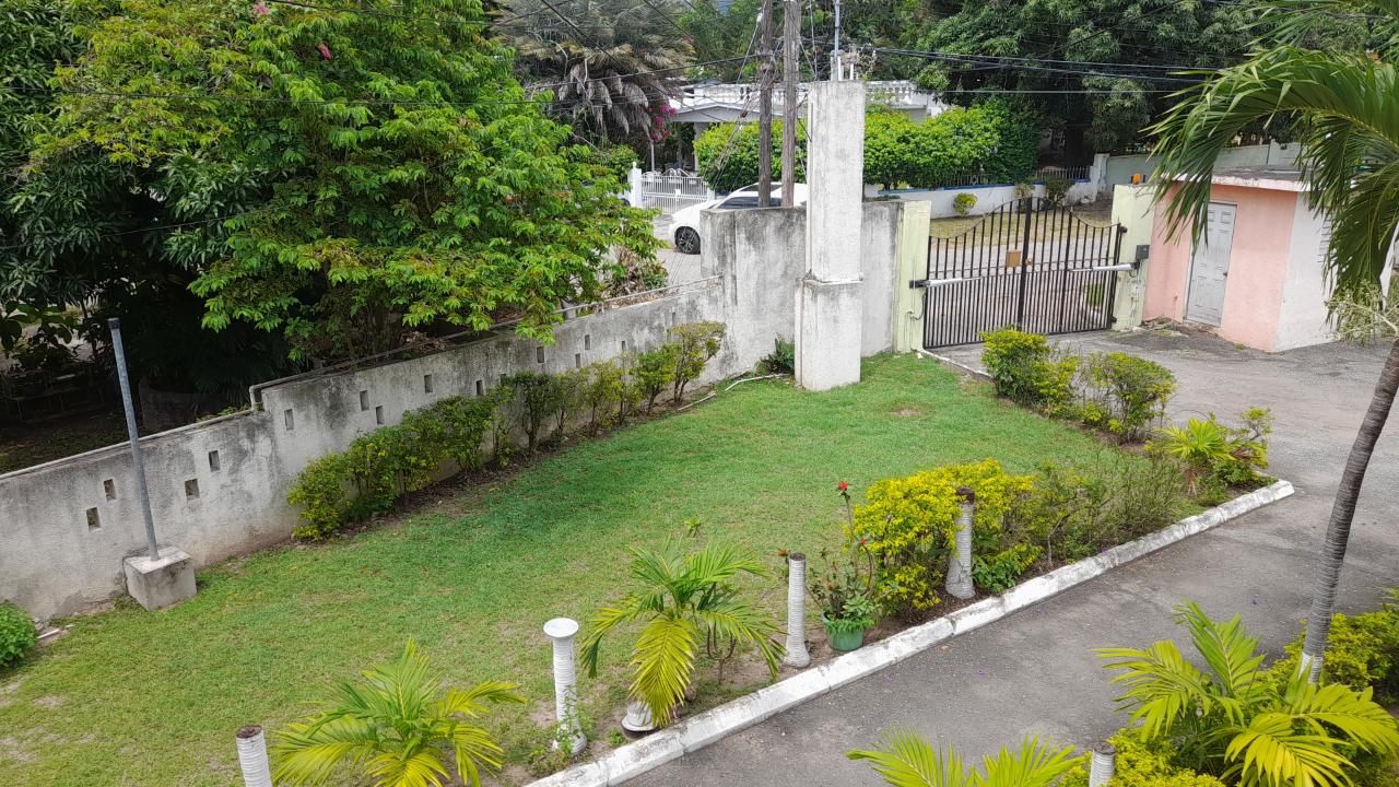 Apartment for Sale   Kingston 8