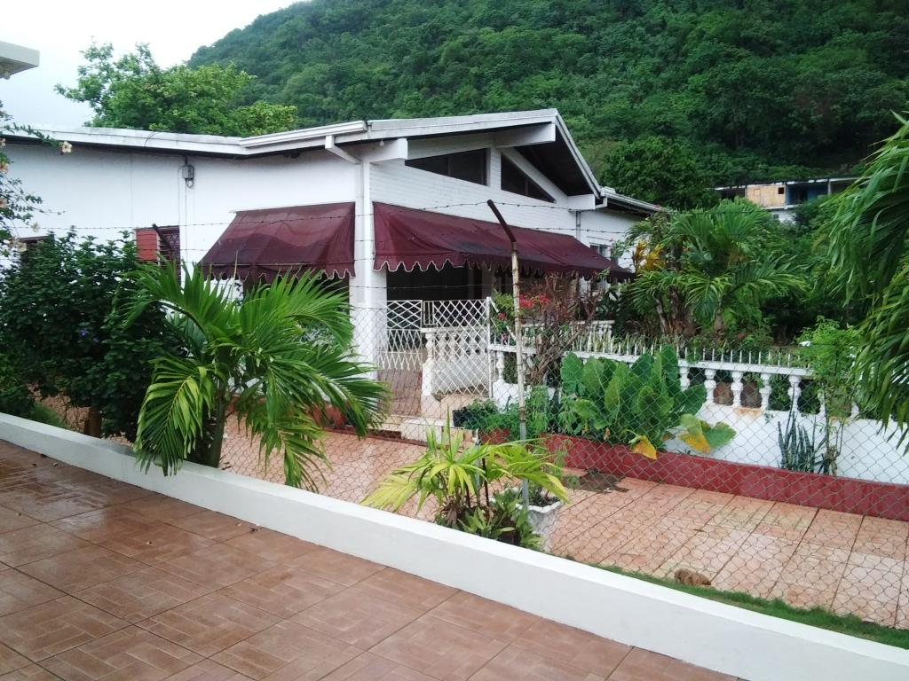 House for Sale   Kingston 19
