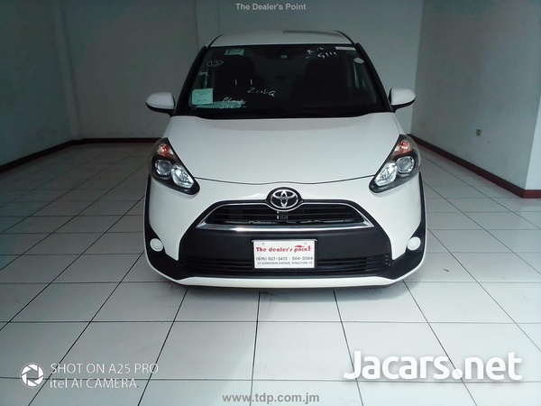 Toyota Sienta 1,5L 2016