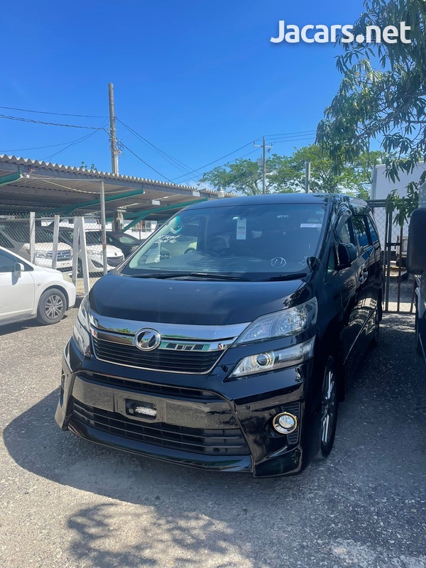 Toyota Vellfire 2,5L 2013