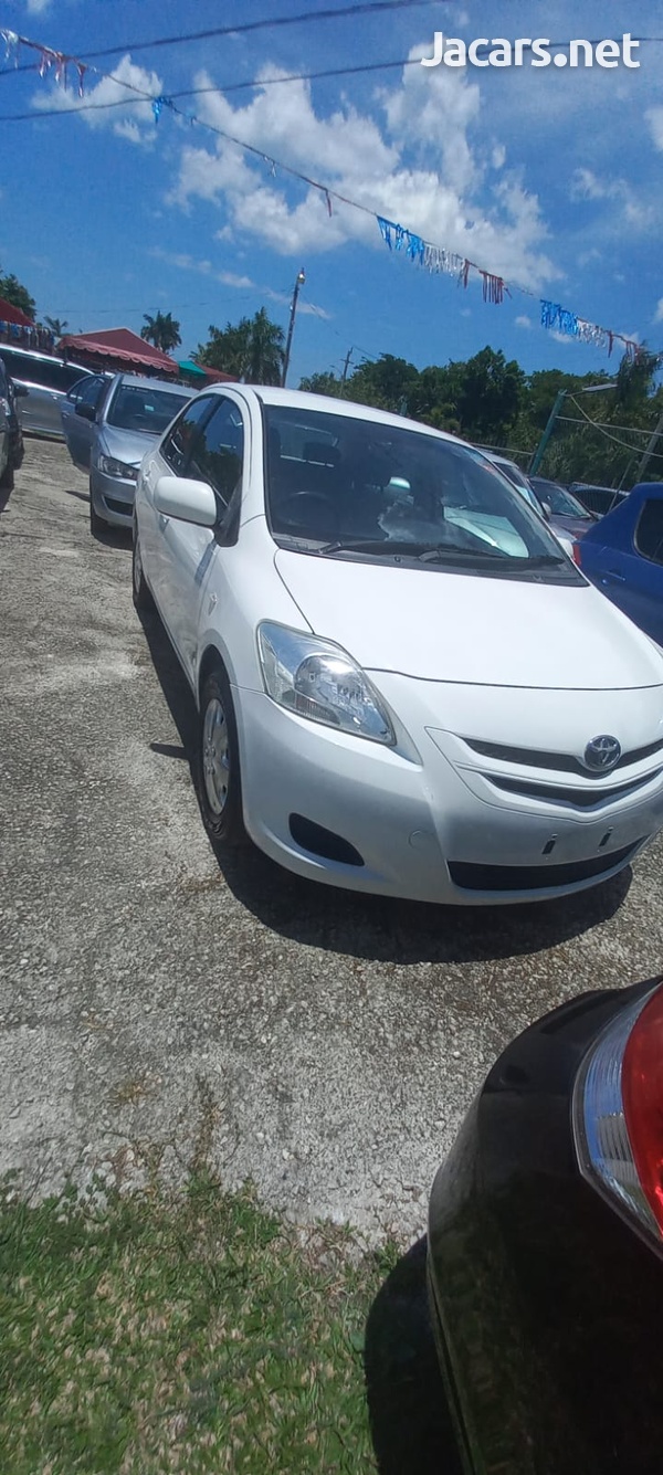 Toyota Belta 1,5L 2008