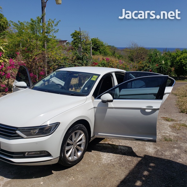 Volkswagen Passat 2,0L 2016