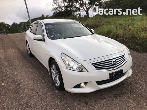 Nissan Skyline 2,5L 2014