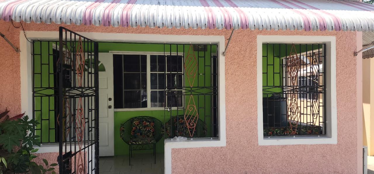 House for Sale   Red Hills