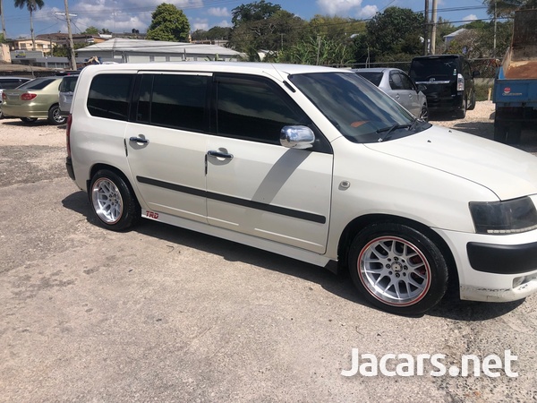 Toyota Probox 1,8L 2014