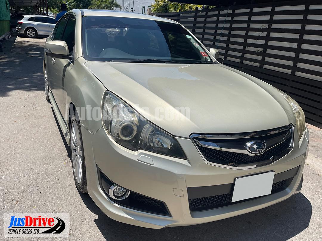 2012 Subaru LEGACY
