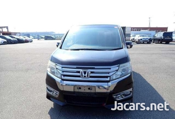Honda Stepwgn Spada 2,0L 2014