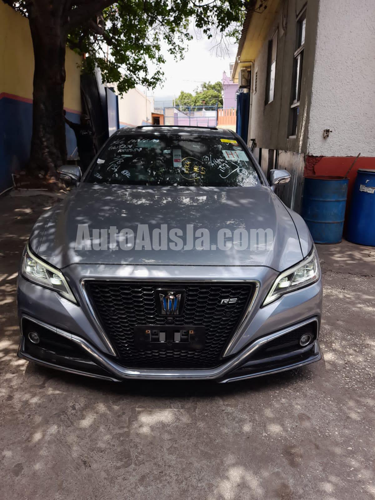 2020 Toyota Crown Rs hybrid