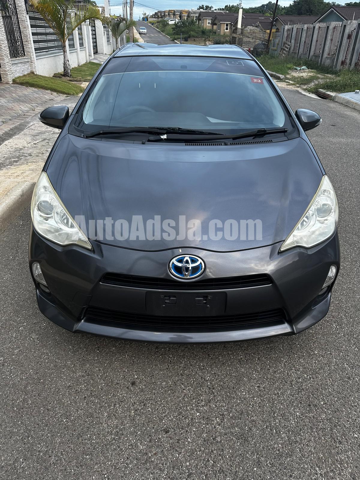 2012 Toyota Aqua