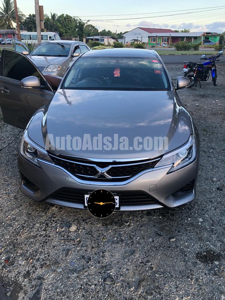 2014 Toyota Mark X
