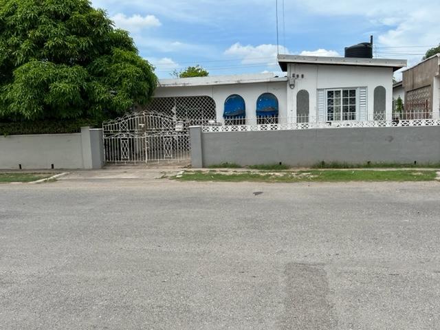 House for Sale   Kingston 20
