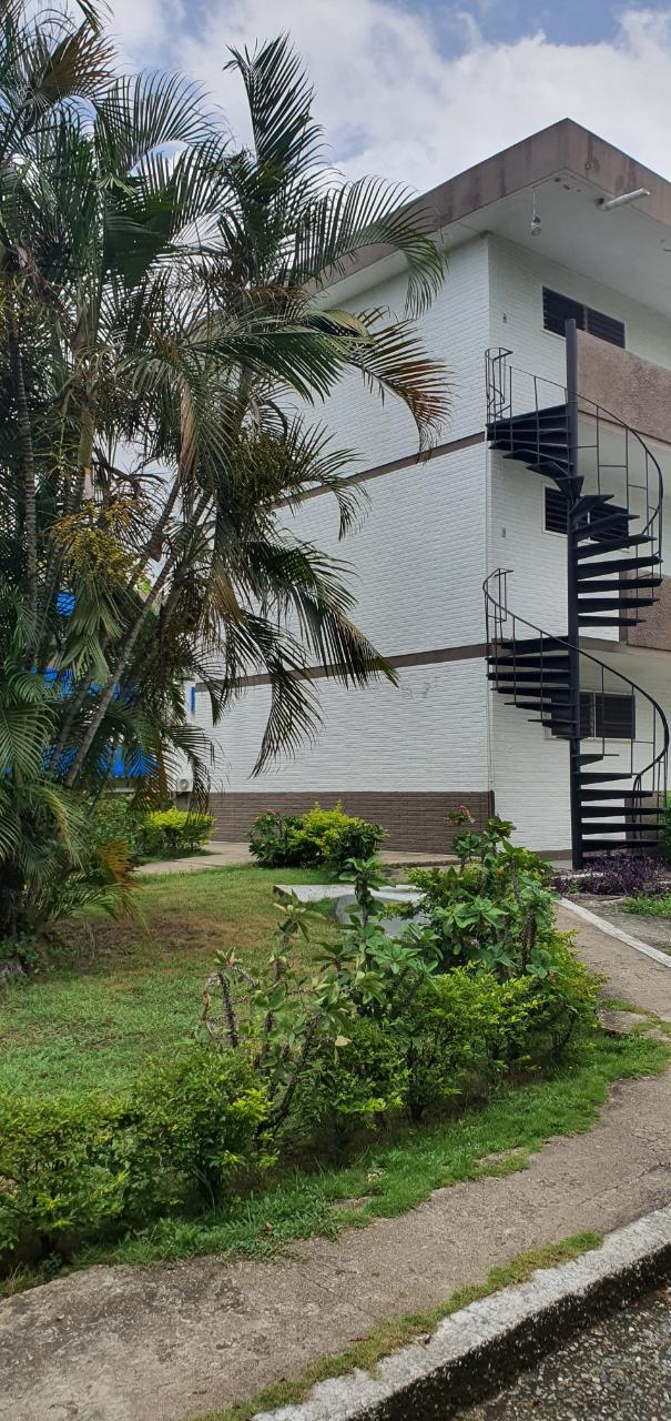 Apartment for Sale   Kingston 8