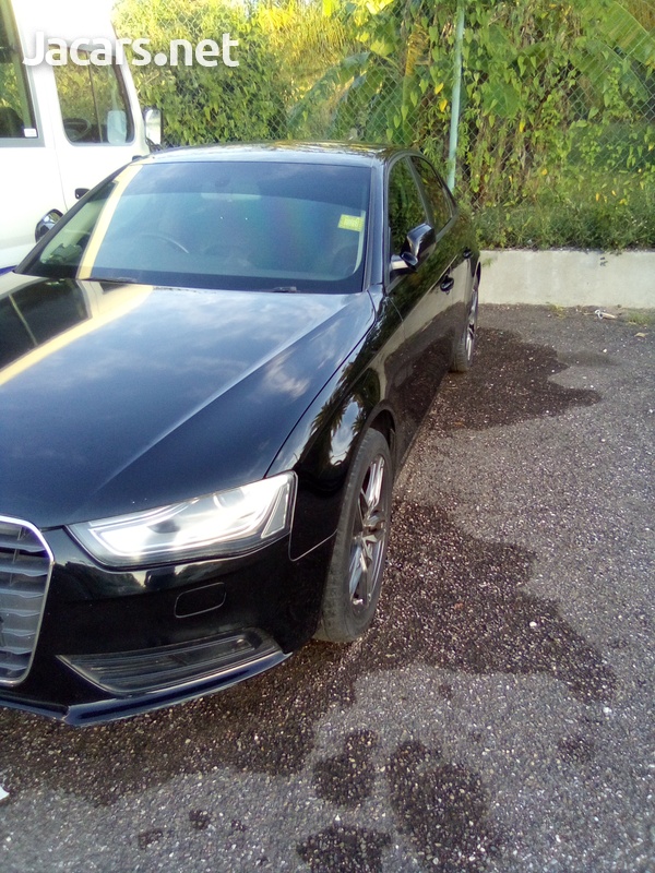 Audi A4 8,0L 2014