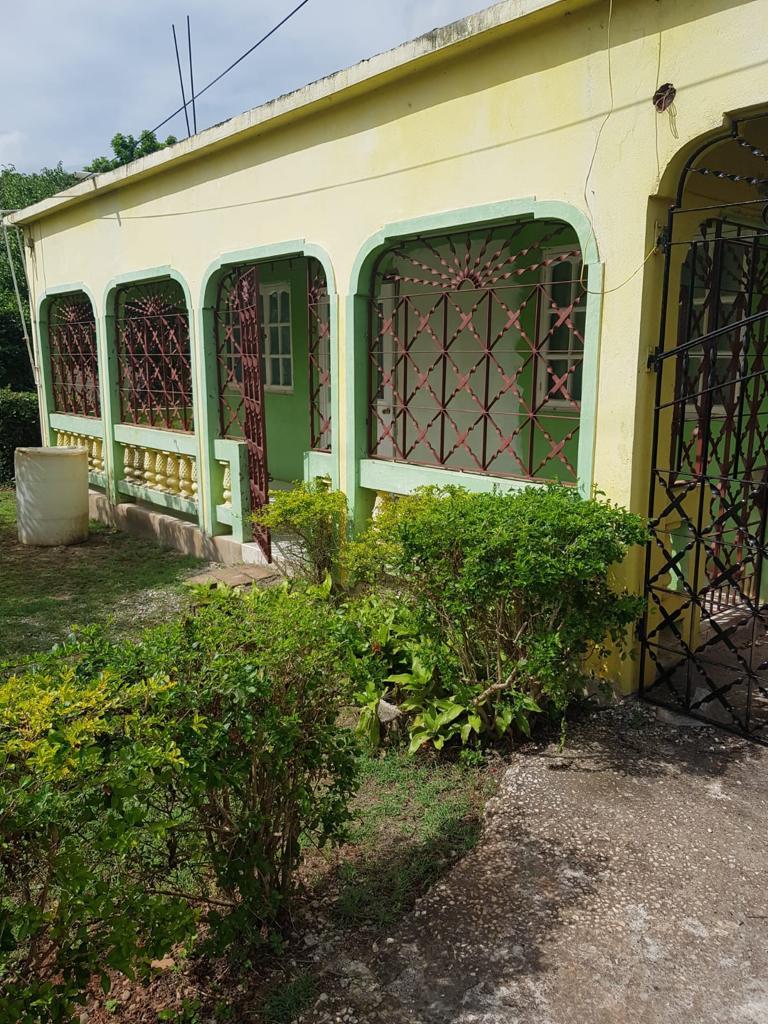 House for Sale   Spanish Town