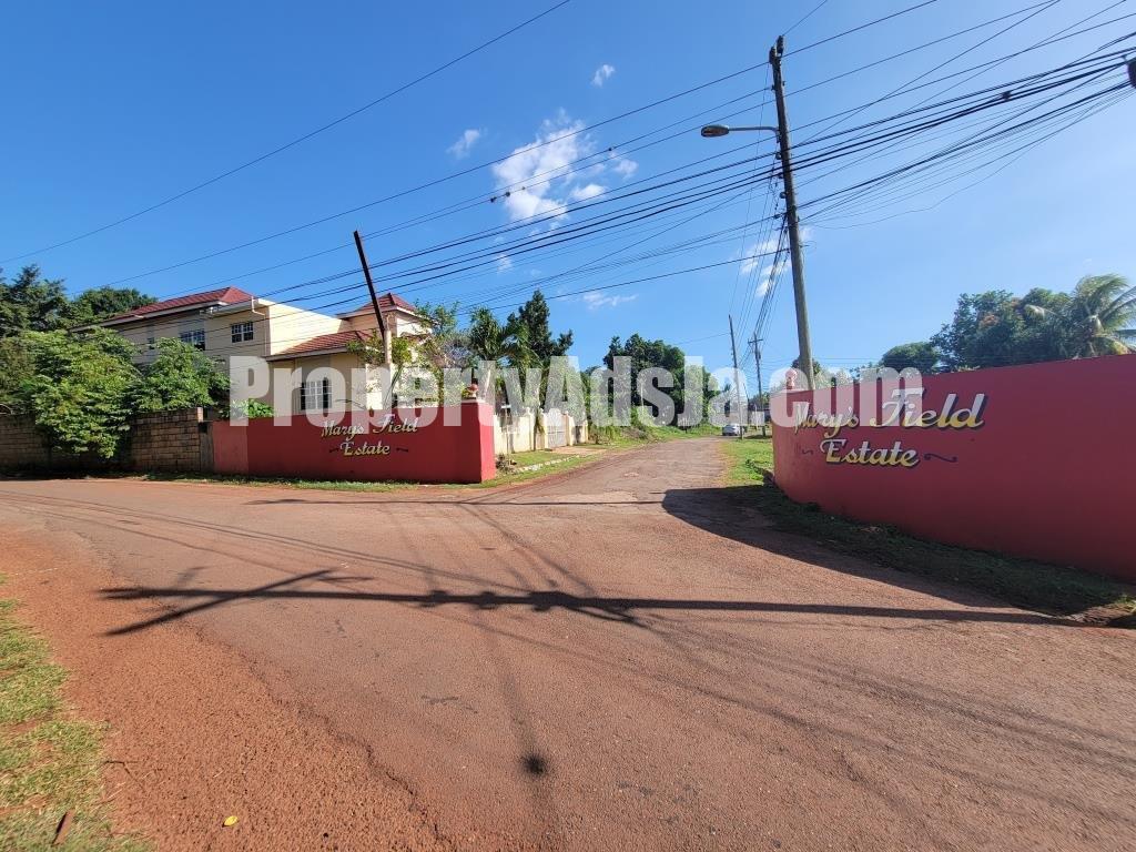 2 bed House For Sale in Spanish Town, St. Catherine, Jamaica