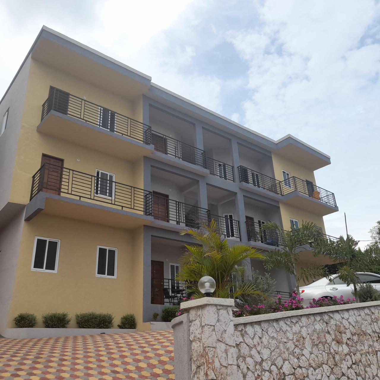 Apartment for Sale   Kingston 19