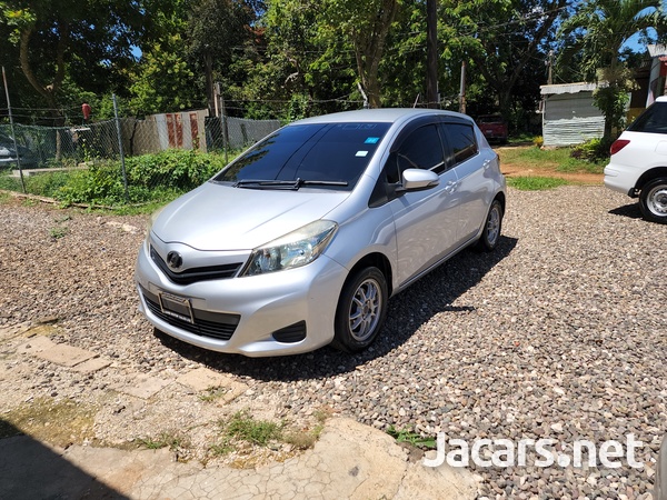 Toyota Vitz 1,0L 2011