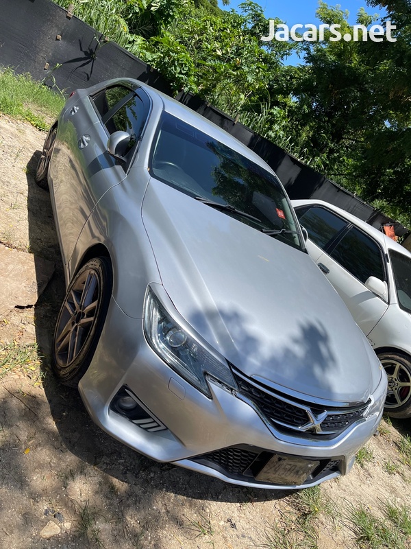 Toyota Mark X 2,5L 2014
