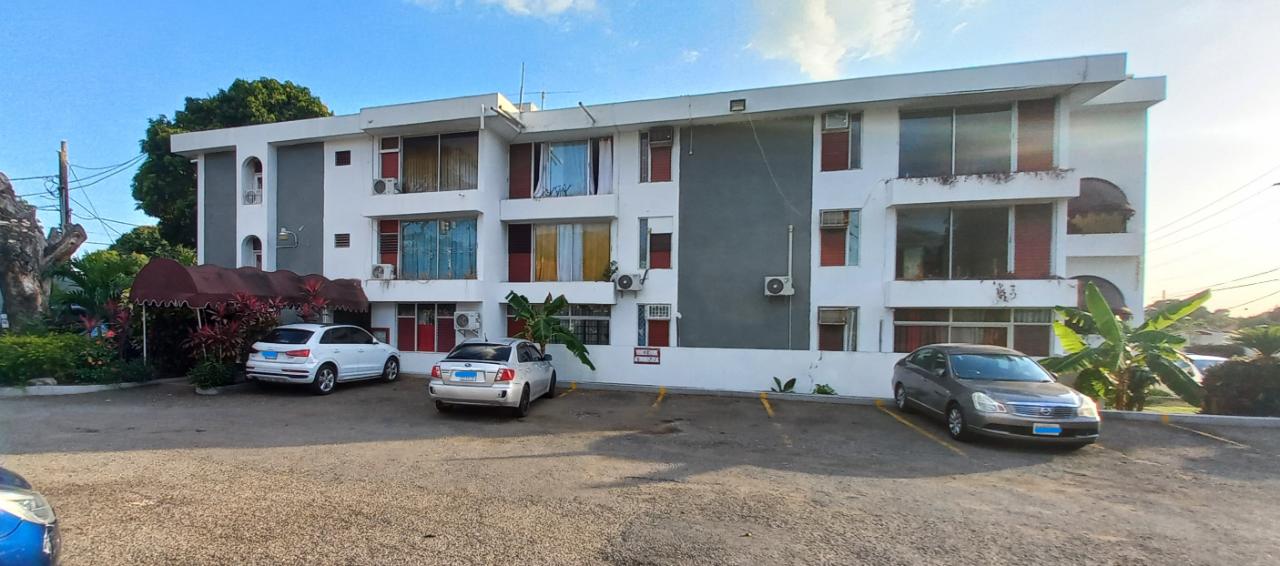 Apartment for Sale   Kingston 8