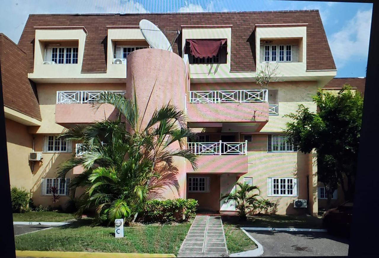 Apartment for Rent   Kingston 5