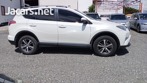Toyota RAV4 2,4L 2017