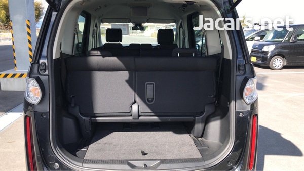 Mazda Biante 2,0L 2014