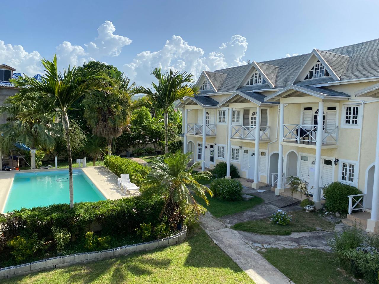 Apartment for Sale   Runaway Bay