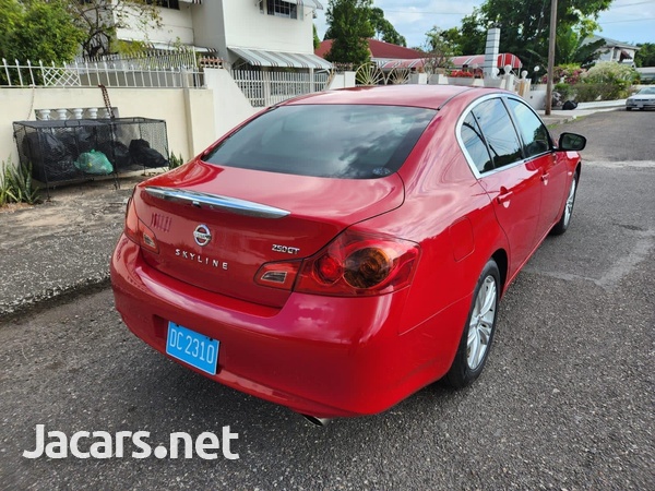 Nissan Skyline 2,5L 2013