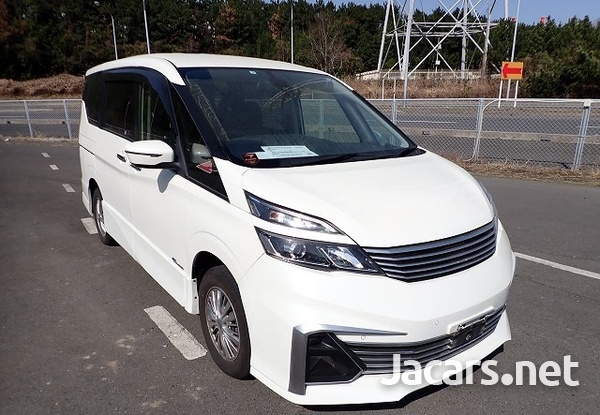 Nissan Serena 2,0L 2017