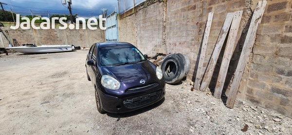 Nissan March 1,2L 2012