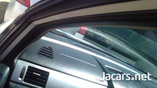 Nissan Tiida 1,5L 2006