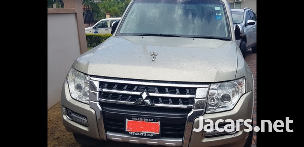 Mitsubishi Pajero 3,0L 2017