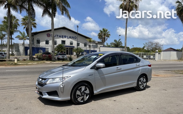 Honda Grace 1,5L 2017