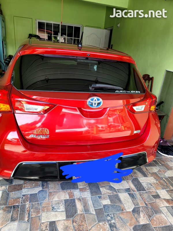 Toyota AURIS 1,8L 2014