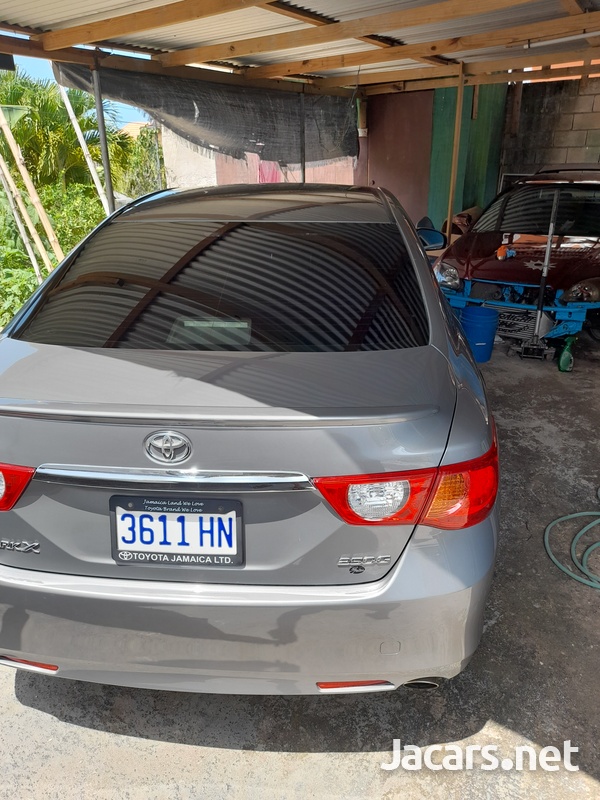Toyota Mark X 2,5L 2012